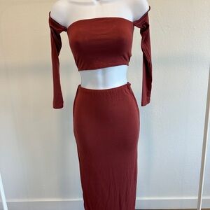 Chic Off-Shoulder Maroon Skirt Set